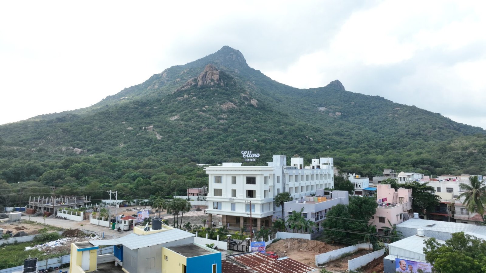 Discover the Best Scenic Mountain View Hotels Near Arunachalam Temple for a Memorable Stay